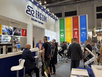 Ergom representatives presents the latest products